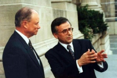 006-Iran-US-Relations-Iranian-Parliament-r0
